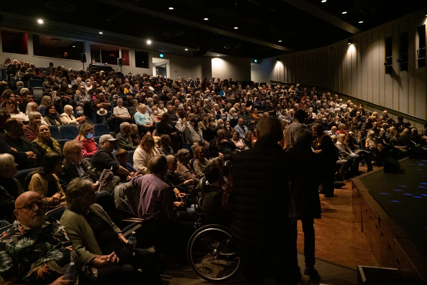 Jesse Cook Tempest II Tour &mdash; photograph by Brian Clarkson