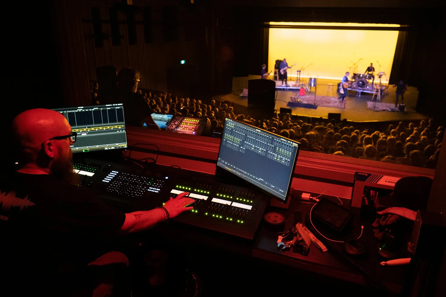 Jesse Cook Tempest II Tour &mdash; photograph by Brian Clarkson